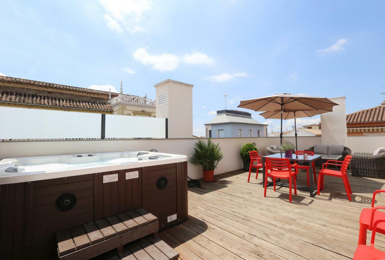 Apartamento De Diseno Con Jacuzzi Privado Granada Exterior foto
